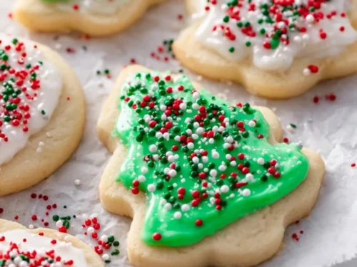 Step-by-step easy sugar cookie icing recipe for festive treats